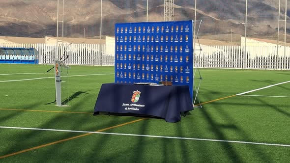Nuevo equipamiento deportivo: arco, photocall y podio